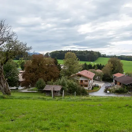 Schmidtler'S Nest Apartment Warngau Exterior photo